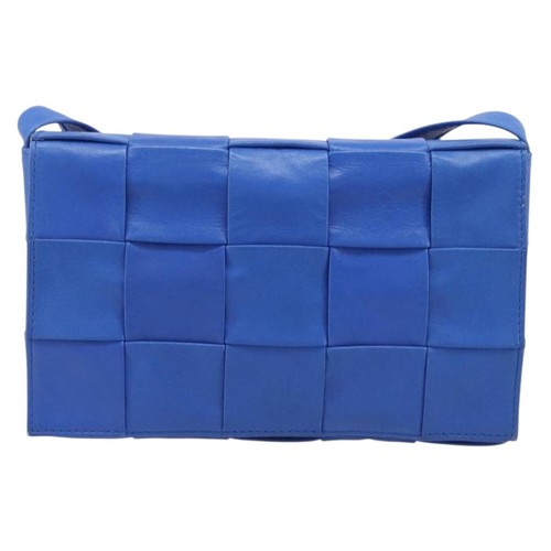 Bottega veneta cassette - bottega,